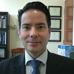 Dr. Fernando Cordera